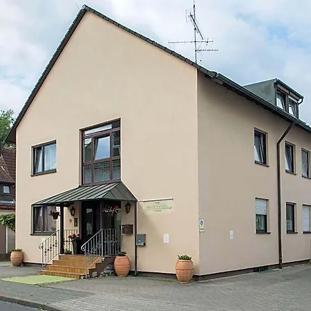 Hotell Avenue Altenfurt 3*