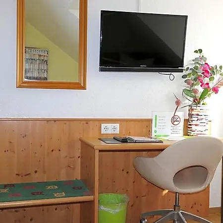 Hotell Avenue Altenfurt 3*